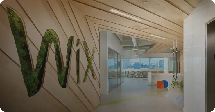 Wix Saves 675 Engineering Hours Monthly with AI-Ready Metadata